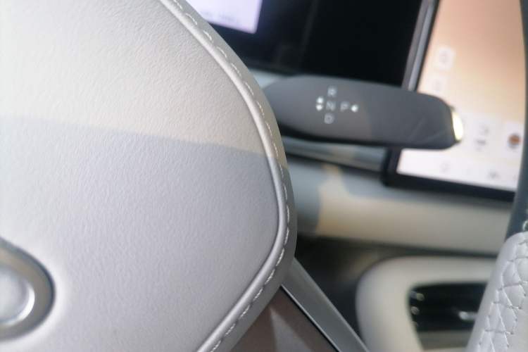 Used BYD Sealion 06 New Energy 2025 Model DM-i 170 Navigation Pro Edition Gear Lever