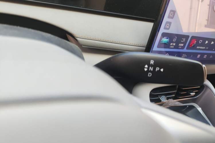 Used BYD Sealion 06 New Energy 2025 Model EV 605 Navigation Pro Edition Gear Lever