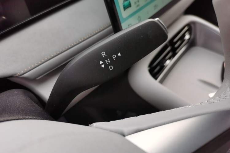 Used BYD Sealion 06 New Energy 2025 Model EV 605 Navigation Pro Edition Gear Lever