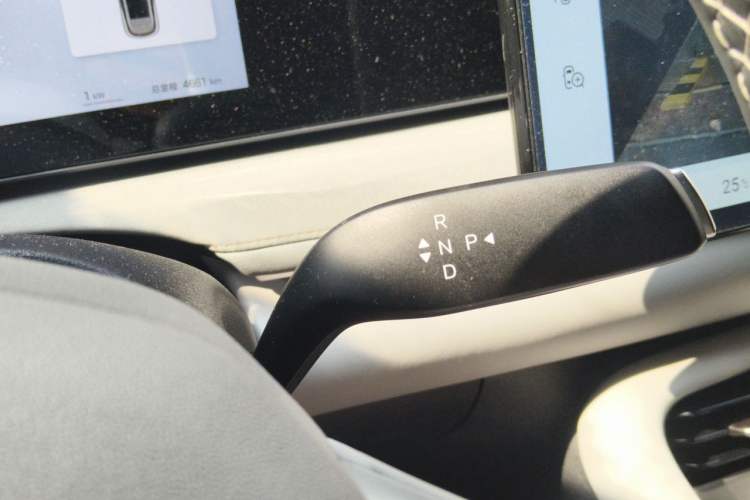 Used BYD Sealion 06 New Energy 2025 Model EV 520 Navigation Edition Gear Lever