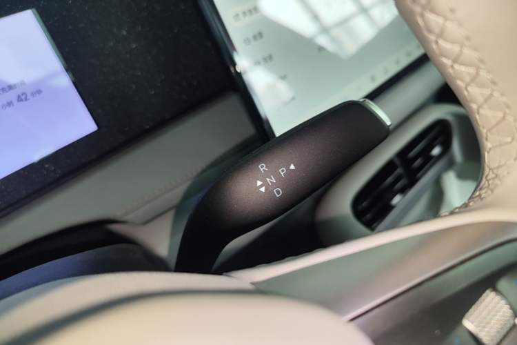 Used BYD Sealion 06 New Energy 2025 Model EV 605 Navigation Pro Edition Gear Lever