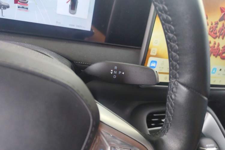 Used BYD Sealion 06 New Energy 2025 Model DM-i 170 Navigation Pro Edition Gear Lever
