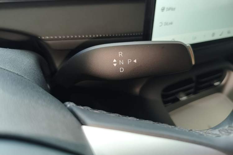 Used BYD Sealion 06 New Energy 2025 Model EV 605 Navigation Pro Edition Gear Lever
