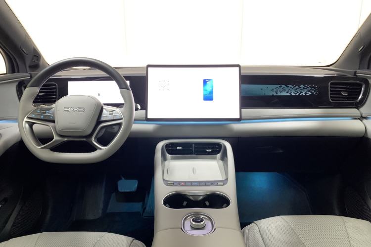 Used BYD Sealion 06 New Energy 2025 Model DM-i 170 Navigation Plus Edition Interior 10