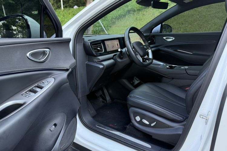 Used BYD Sealion 06 New Energy 2025 Model EV 605 Navigation Plus Edition Interior 2