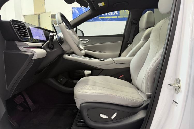 Used BYD Sealion 06 New Energy 2025 Model EV 605 Navigation Pro Edition Interior 2