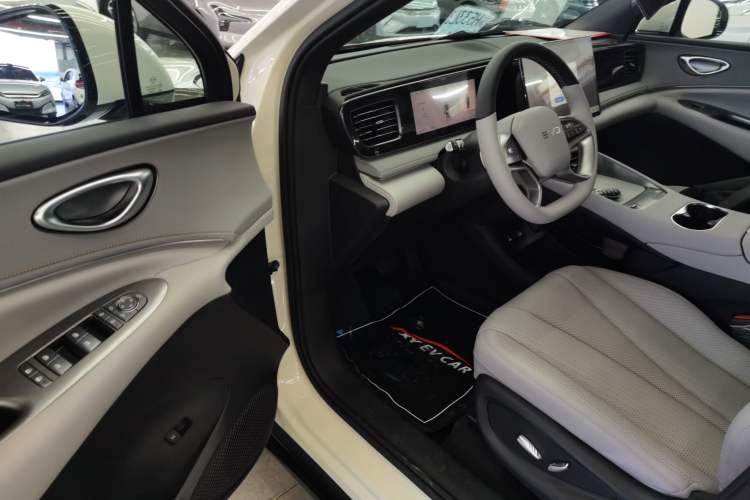 Used BYD Sealion 06 New Energy 2025 Model EV 520 Navigation Edition Interior 3