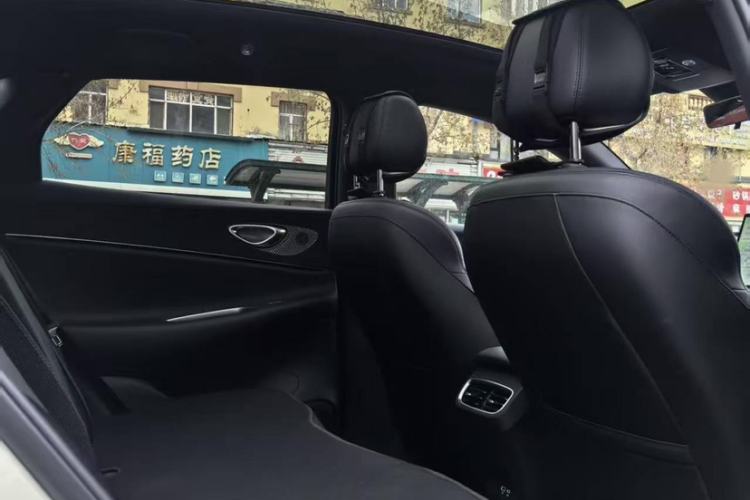 Used BYD Sealion 06 New Energy 2025 Model DM-i 170 Navigation Pro Edition Interior 4