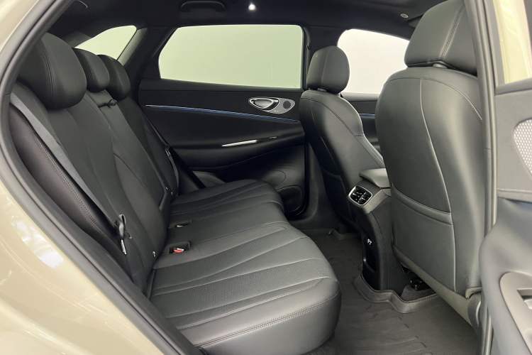 Used BYD Sealion 06 New Energy 2025 Model EV 605 Navigation Plus Edition Interior 4