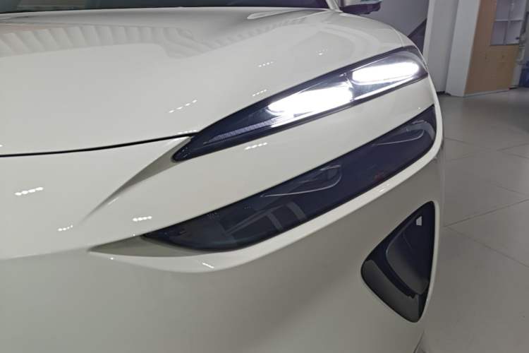 Used BYD Sealion 06 New Energy 2025 Model DM-i 170 Navigation Plus Edition Left Front Headlight