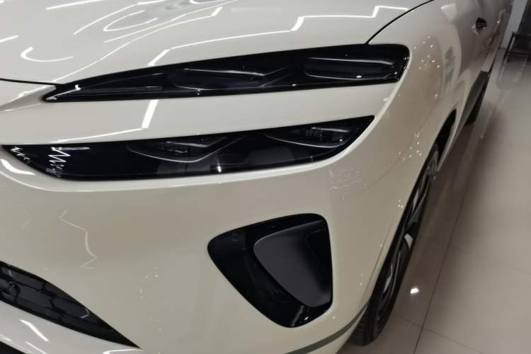 Used BYD Sealion 06 New Energy 2025 Model DM-i 170 Navigation Pro Edition Left Front Headlight