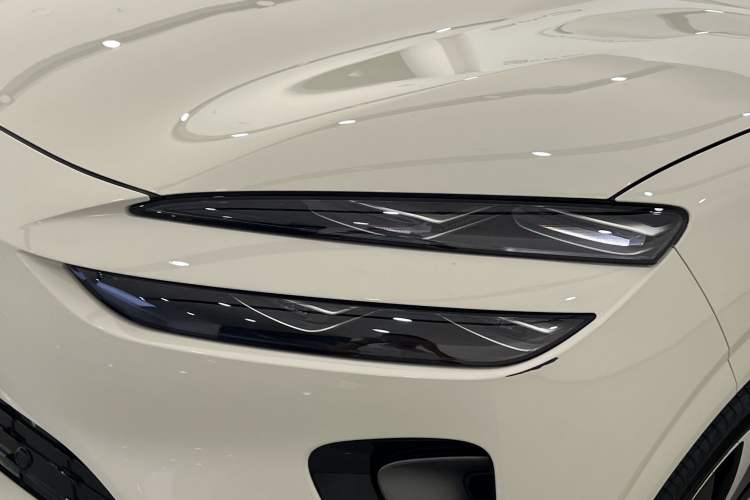 Used BYD Sealion 06 New Energy 2025 Model EV 605 Navigation Plus Edition Left Front Headlight
