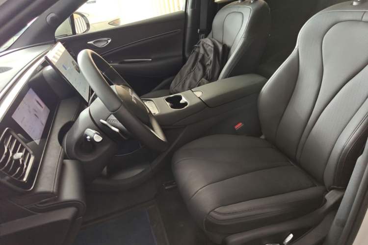 Used BYD Sealion 06 New Energy 2025 Model DM-i 170 Navigation Pro Edition Left Front Seat