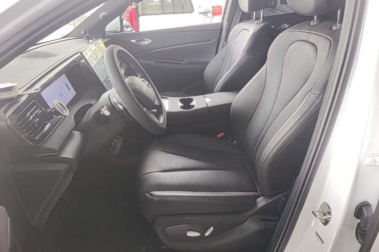 Used BYD Sealion 06 New Energy 2025 Model DM-i 170 Navigation Pro Edition Left Front Seat
