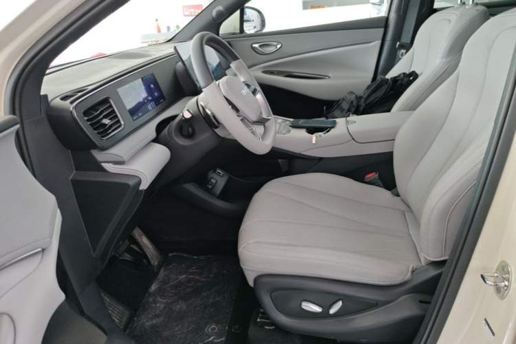Used BYD Sealion 06 New Energy 2025 Model EV 605 Navigation Pro Edition Left Front Seat