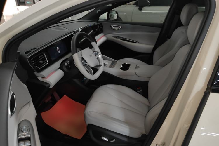 Used BYD Sealion 06 New Energy 2025 Model DM-i 170 Navigation Pro Edition Left Front Seat