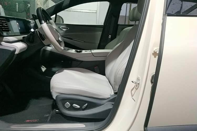 Used BYD Sealion 06 New Energy 2025 Model DM-i 170 Navigation Plus Edition Left Front Seat