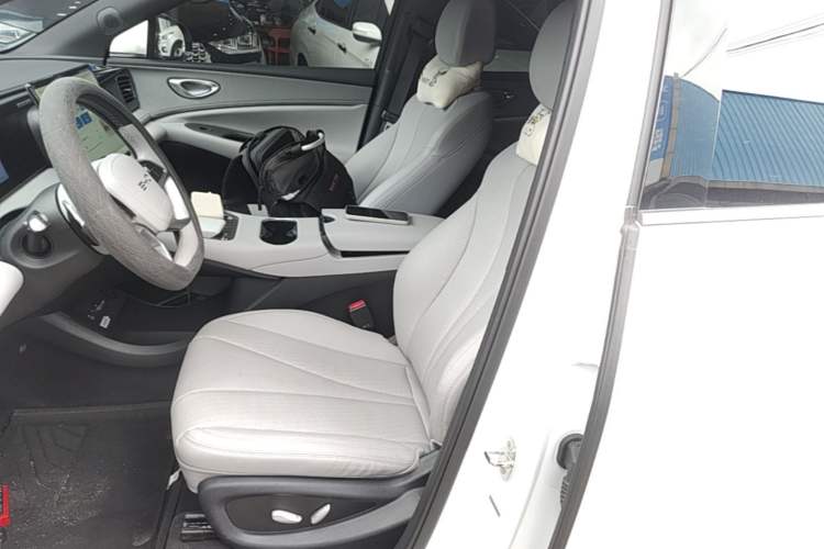 Used BYD Sealion 06 New Energy 2025 Model EV 605 Navigation Pro Edition Left Front Seat