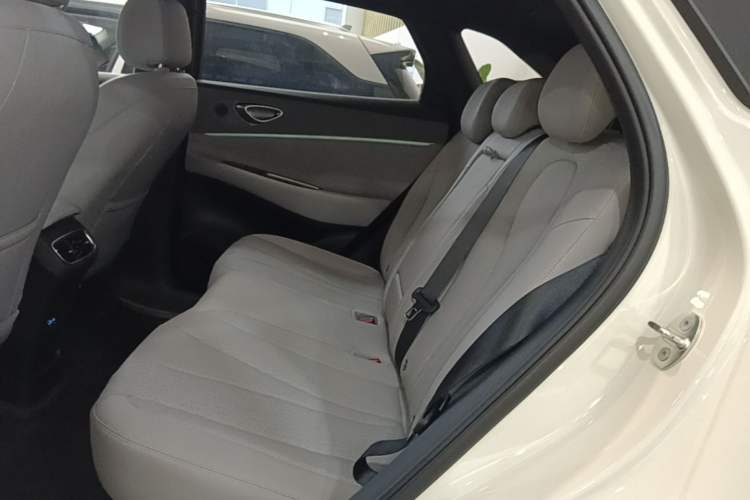 Used BYD Sealion 06 New Energy 2025 Model EV 605 Navigation Plus Edition Left Rear Seat