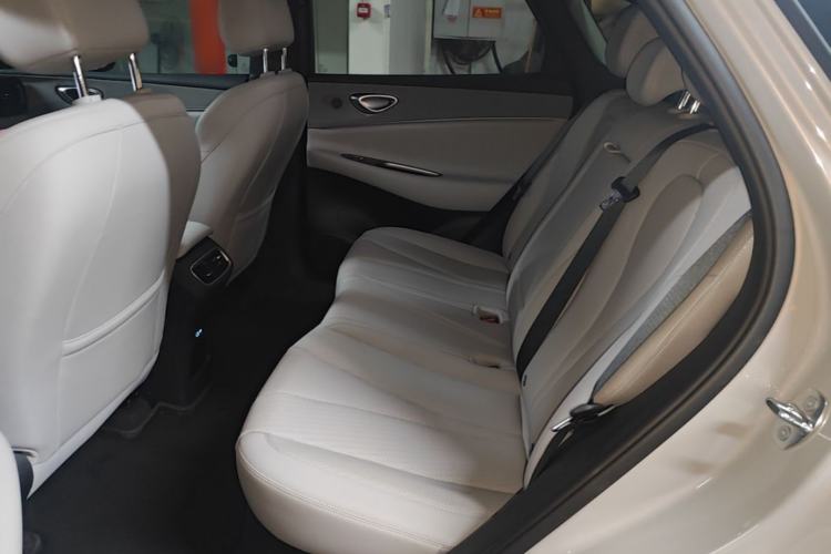 Used BYD Sealion 06 New Energy 2025 Model EV 605 Navigation Pro Edition Left Rear Seat
