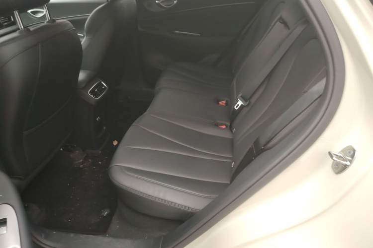 Used BYD Sealion 06 New Energy 2025 Model EV 520 Navigation Edition Left Rear Seat