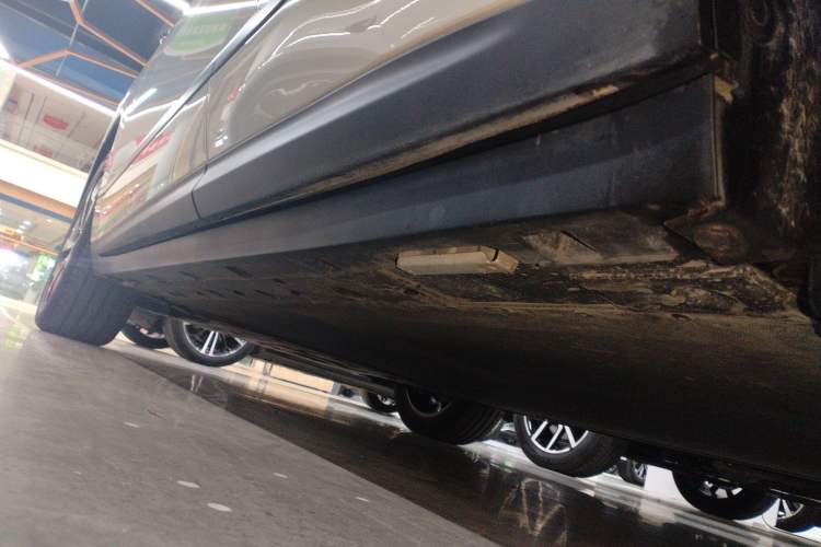 Used BYD Sealion 06 New Energy 2025 Model EV 605 Navigation Pro Edition Left Side Sill