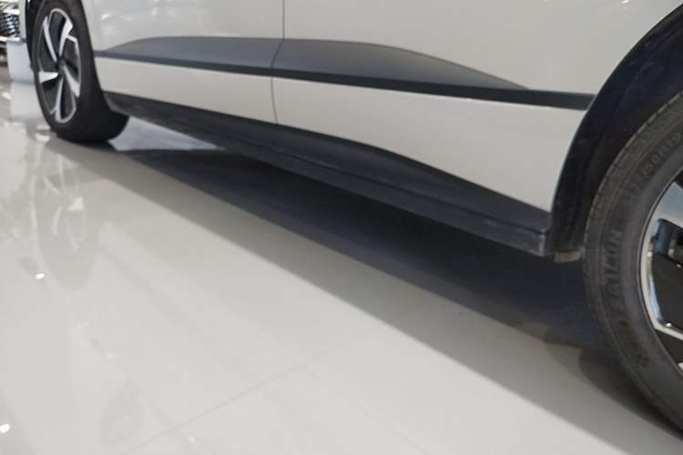 Used BYD Sealion 06 New Energy 2025 Model EV 605 Navigation Plus Edition Left Side Sill
