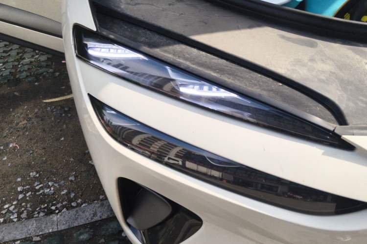 Used BYD Sealion 06 New Energy 2025 Model EV 520 Navigation Edition Right Front Headlight
