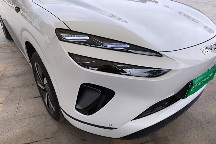 Used BYD Sealion 06 New Energy 2025 Model DM-i 170 Navigation Pro Edition Right Front Headlight