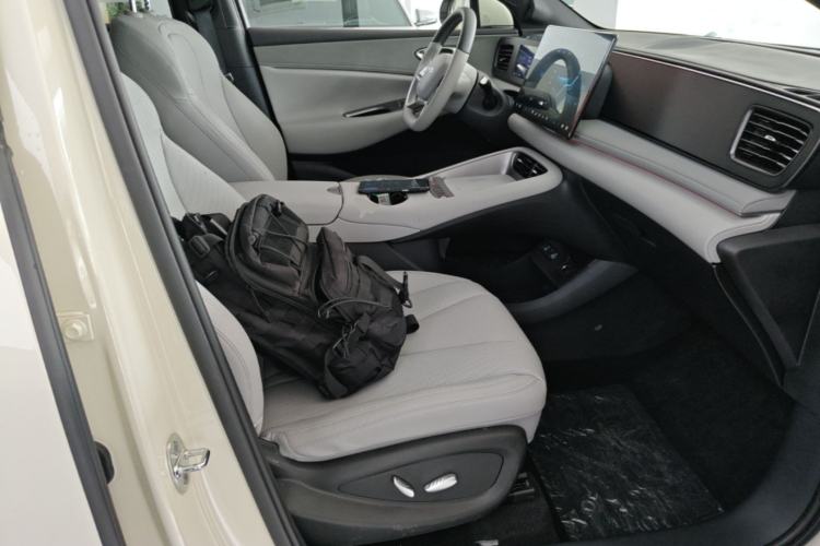 Used BYD Sealion 06 New Energy 2025 Model EV 605 Navigation Pro Edition Right Front Seat
