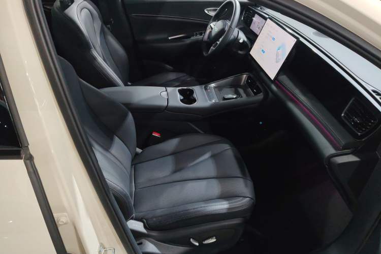 Used BYD Sealion 06 New Energy 2025 Model EV 605 Navigation Pro Edition Right Front Seat