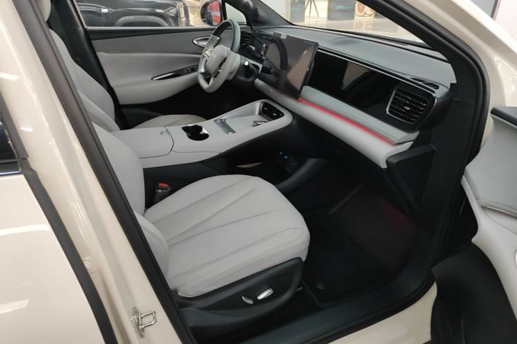 Used BYD Sealion 06 New Energy 2025 Model DM-i 170 Navigation Pro Edition Right Front Seat