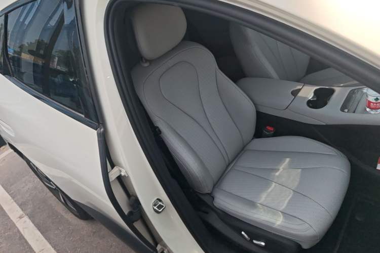 Used BYD Sealion 06 New Energy 2025 Model DM-i 170 Navigation Pro Edition Right Front Seat