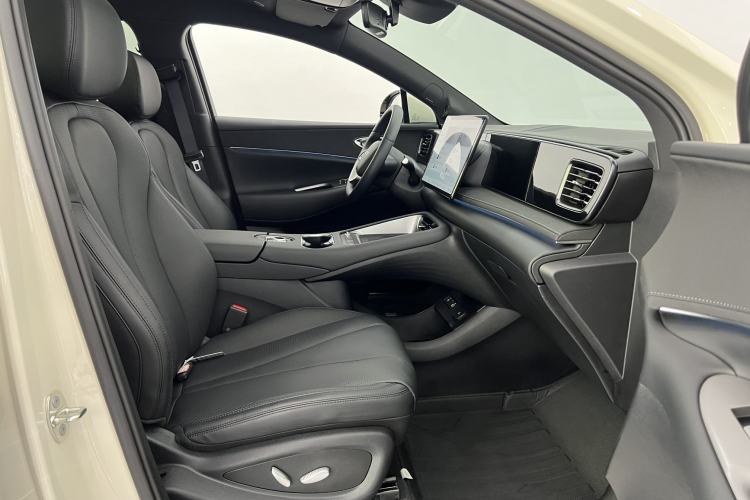 Used BYD Sealion 06 New Energy 2025 Model EV 605 Navigation Plus Edition Right Front Seat