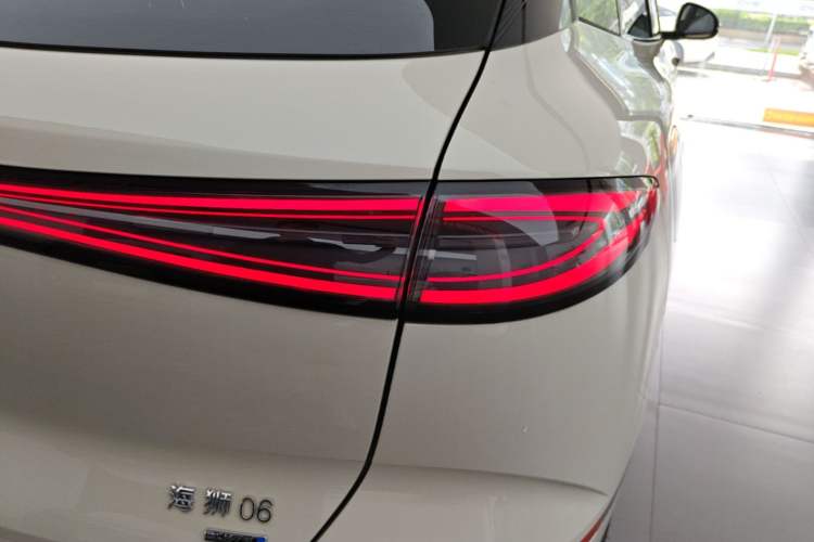 Used BYD Sealion 06 New Energy 2025 Model EV 605 Navigation Pro Edition Right Rear Taillight