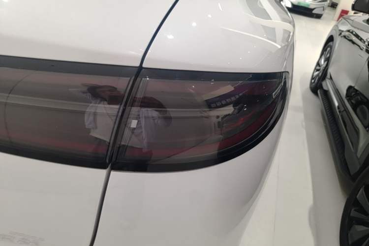 Used BYD Sealion 06 New Energy 2025 Model DM-i 170 Navigation Pro Edition Right Rear Taillight