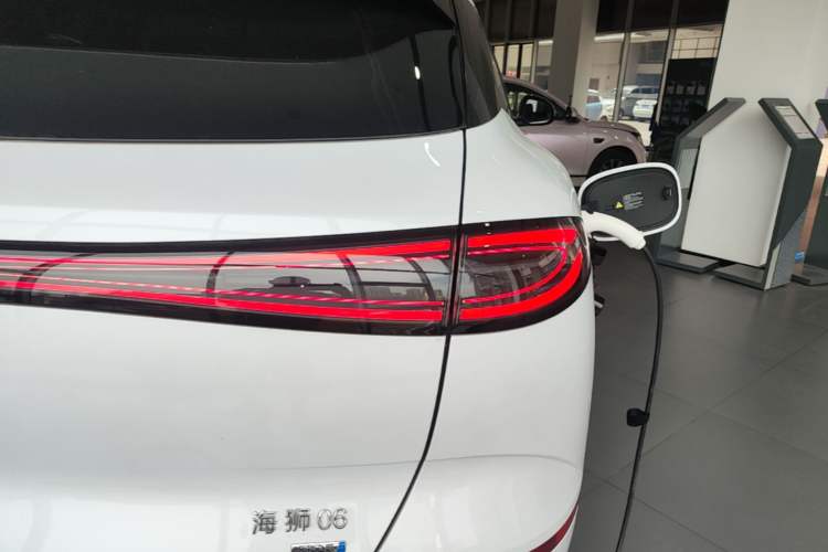 Used BYD Sealion 06 New Energy 2025 Model EV 605 Navigation Pro Edition Right Rear Taillight