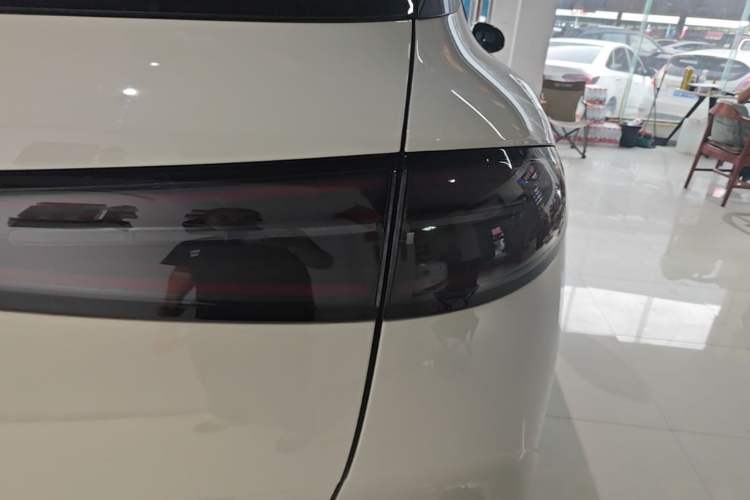 Used BYD Sealion 06 New Energy 2025 Model DM-i 170 Navigation Plus Edition Right Rear Taillight