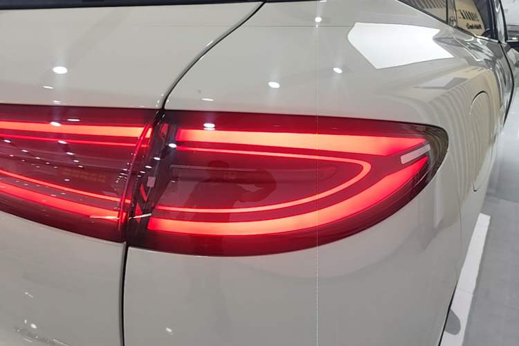 Used BYD Sealion 06 New Energy 2025 Model EV 605 Navigation Pro Edition Right Rear Taillight