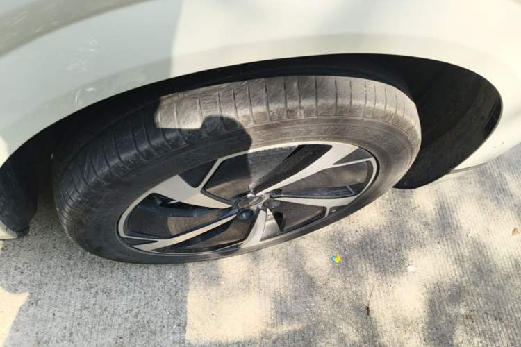 Used BYD Sealion 06 New Energy 2025 Model EV 605 Navigation Plus Edition Right Rear Wheel Hub