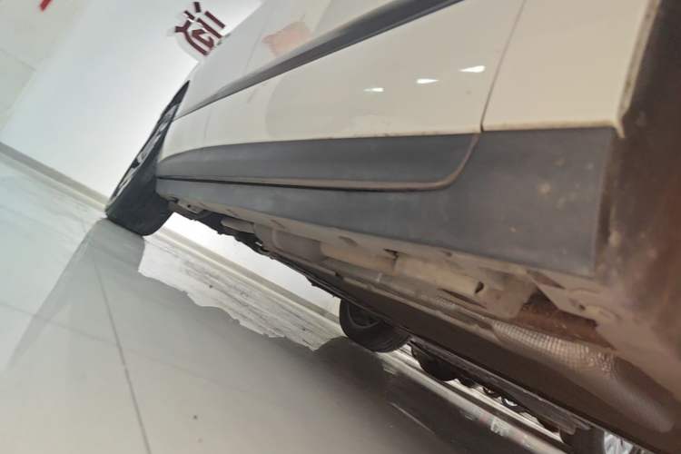Used BYD Sealion 06 New Energy 2025 Model DM-i 170 Navigation Plus Edition Right Side Sill