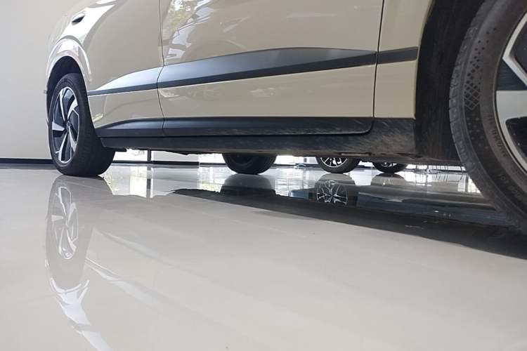 Used BYD Sealion 06 New Energy 2025 Model EV 605 Navigation Plus Edition Right Side Sill