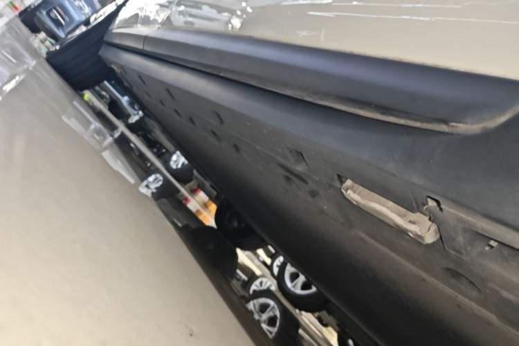 Used BYD Sealion 06 New Energy 2025 Model EV 605 Navigation Pro Edition Right Side Sill