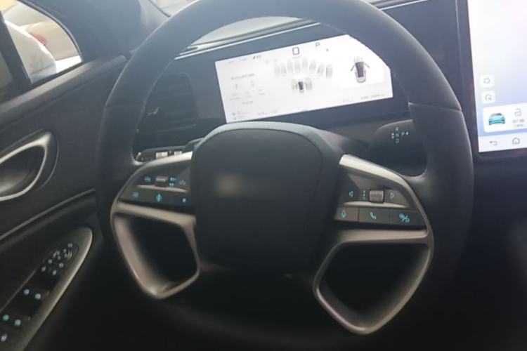 Used BYD Sealion 06 New Energy 2025 Model DM-i 170 Navigation Pro Edition Steering Wheel
