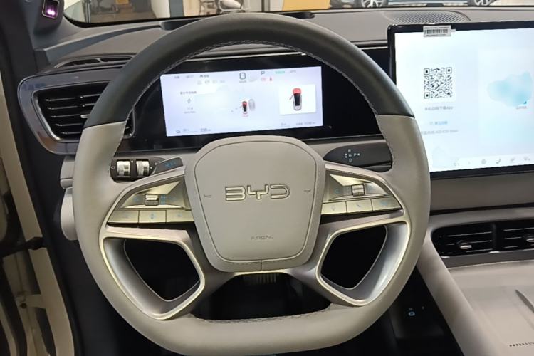 Used BYD Sealion 06 New Energy 2025 Model EV 605 Navigation Plus Edition Steering Wheel