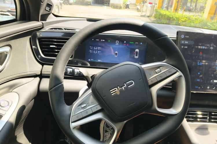 Used BYD Sealion 06 New Energy 2025 Model EV 605 Navigation Plus Edition Steering Wheel