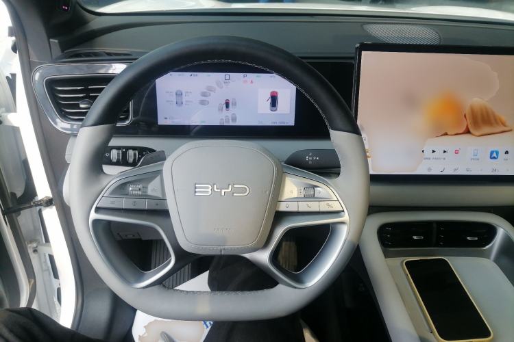 Used BYD Sealion 06 New Energy 2025 Model DM-i 170 Navigation Pro Edition Steering Wheel