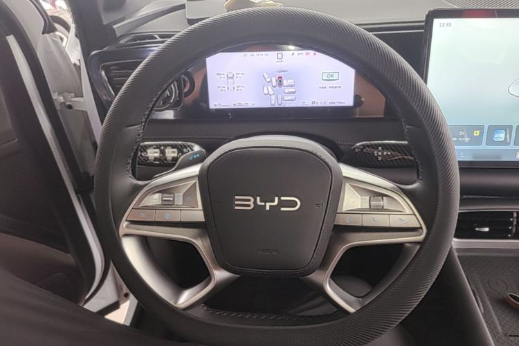 Used BYD Sealion 06 New Energy 2025 Model DM-i 170 Navigation Pro Edition Steering Wheel