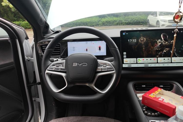 Used BYD Sealion 06 New Energy 2025 Model EV 605 Navigation Pro Edition Steering Wheel