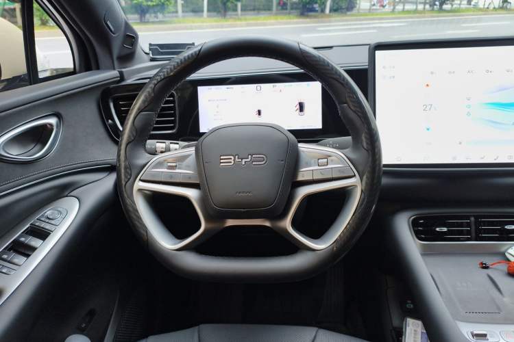 Used BYD Sealion 06 New Energy 2025 Model EV 605 Navigation Plus Edition Steering Wheel